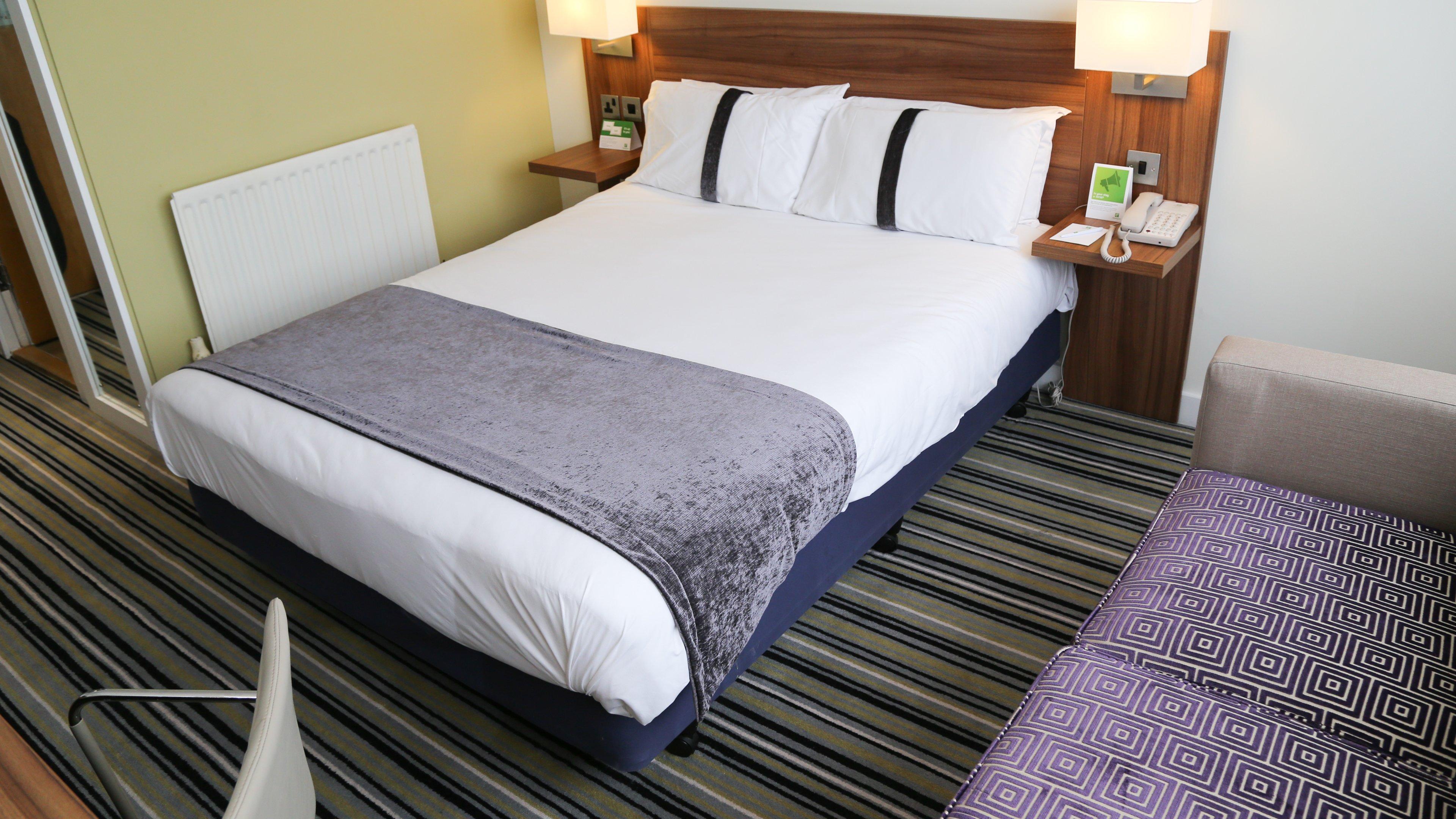 Holiday Inn Runcorn M56 Junction 12 By Ihg Экстерьер фото