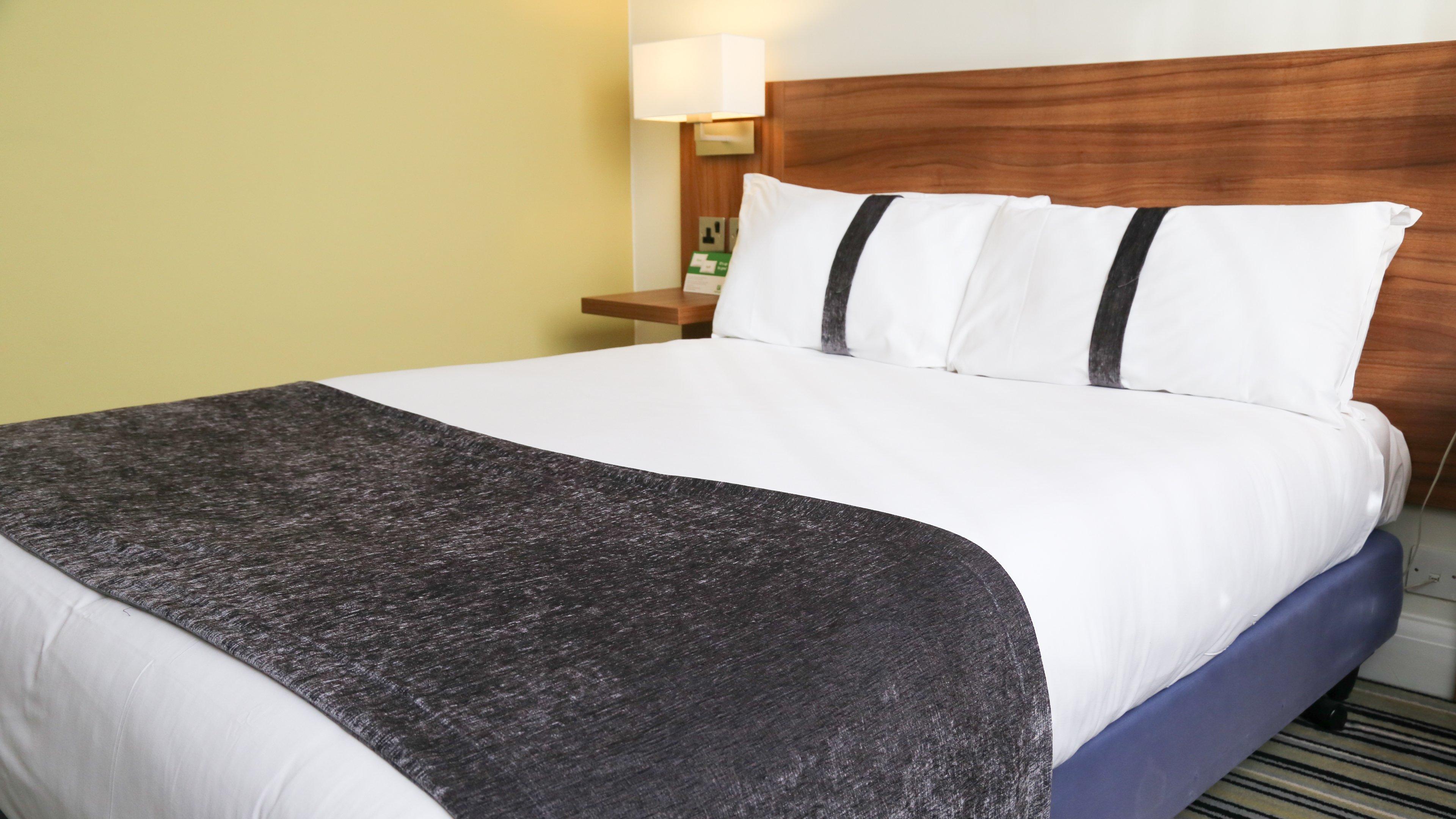Holiday Inn Runcorn M56 Junction 12 By Ihg Экстерьер фото