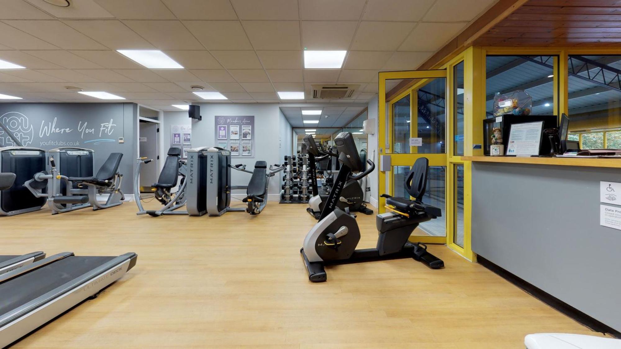 Holiday Inn Runcorn M56 Junction 12 By Ihg Экстерьер фото